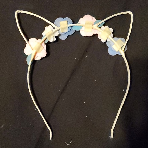Flower cat ears - Picture 2 of 3